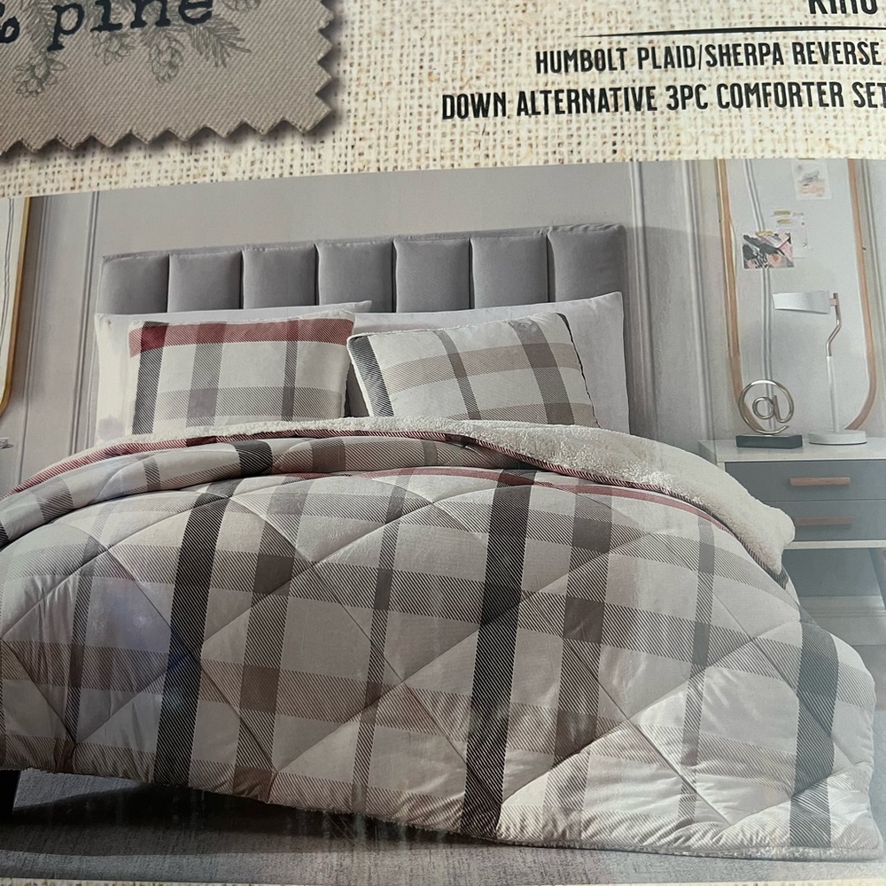 Plaid Sherpa Reversible Comforter Set - Gray and White